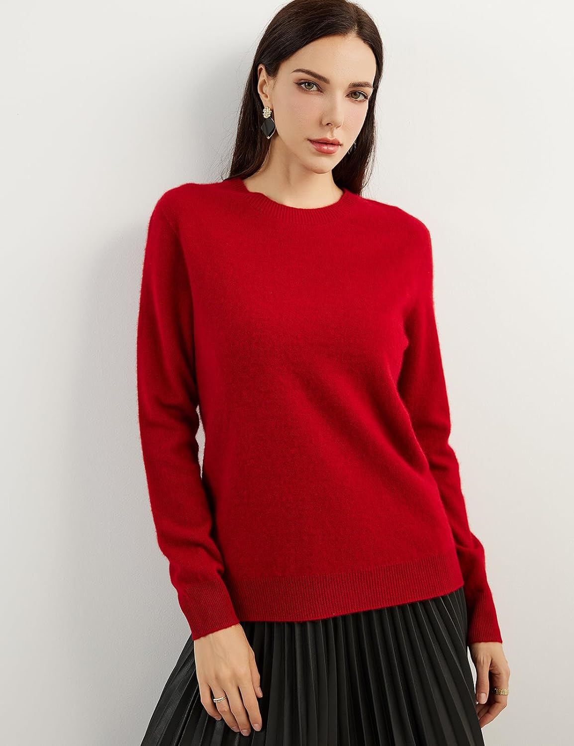Women's luxe cashmere crew neck sweater