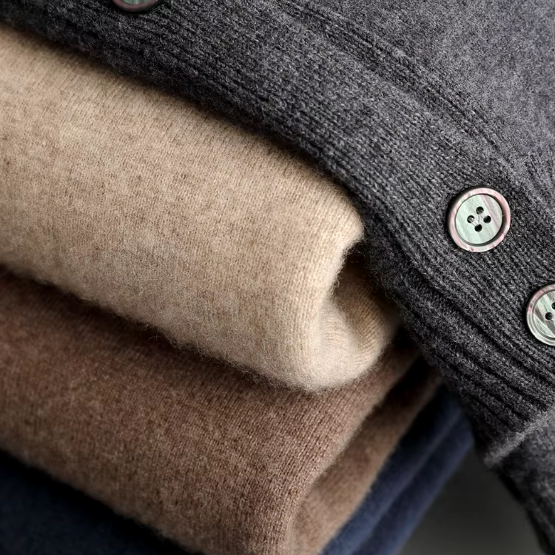 Cashmere cardigan sweater with ribbed cuffs