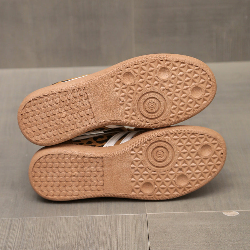 Lightweight slip-on sneakers