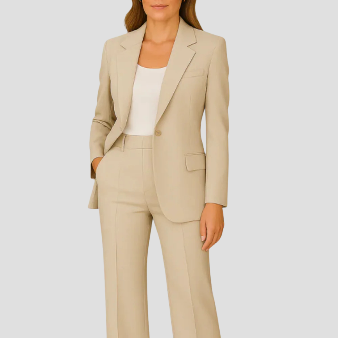 Modern Women's Suit Set – Tailored Blazer and Slim Trousers
