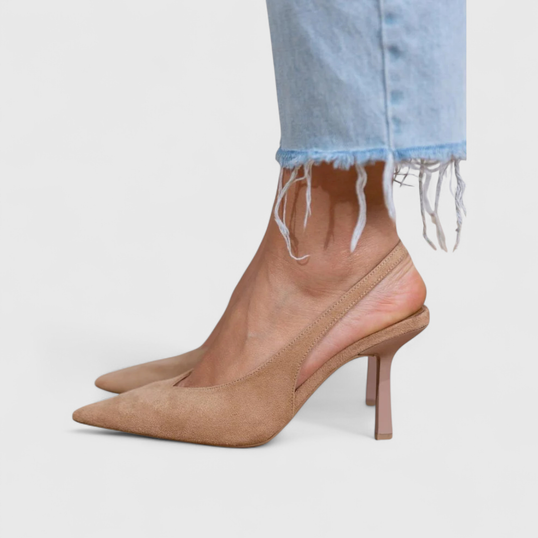 Orthopedic women's heels featuring ergonomic support and a streamlined shape for comfort and style. 0
