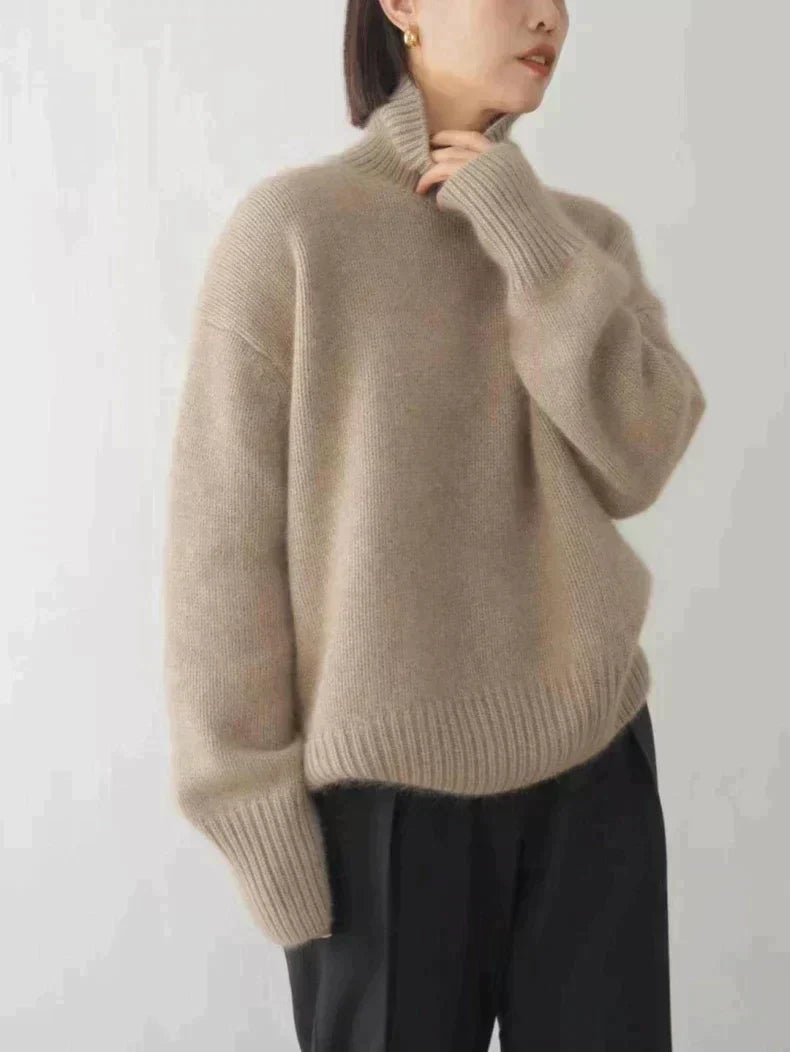 Cashmere turtleneck sweater in khaki
