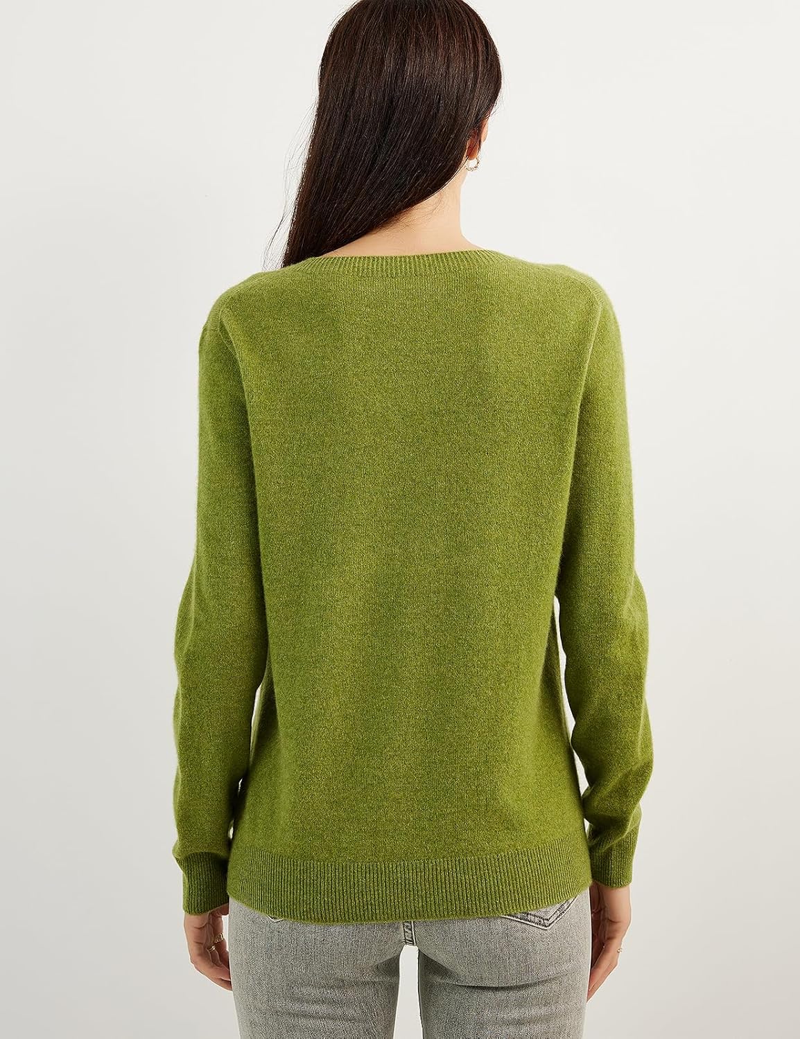 Women's luxe cashmere crew neck sweater